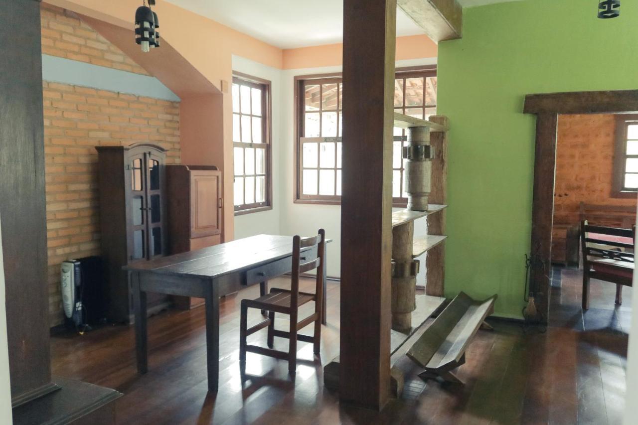 Em Tiradentes, Minas Gerais, Casa Tipica E Espacosa Em Terreno Arborizado Luaran gambar