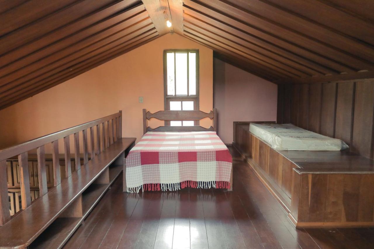 Em Tiradentes, Minas Gerais, Casa Tipica E Espacosa Em Terreno Arborizado Luaran gambar