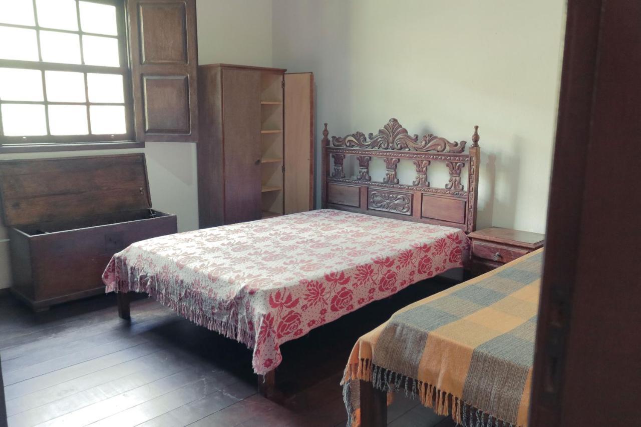 Em Tiradentes, Minas Gerais, Casa Tipica E Espacosa Em Terreno Arborizado Luaran gambar