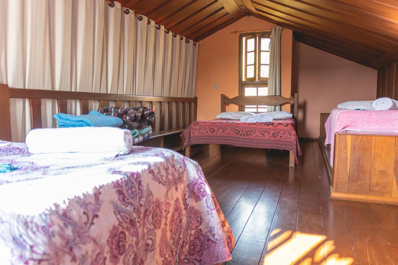 Em Tiradentes, Minas Gerais, Casa Tipica E Espacosa Em Terreno Arborizado Luaran gambar